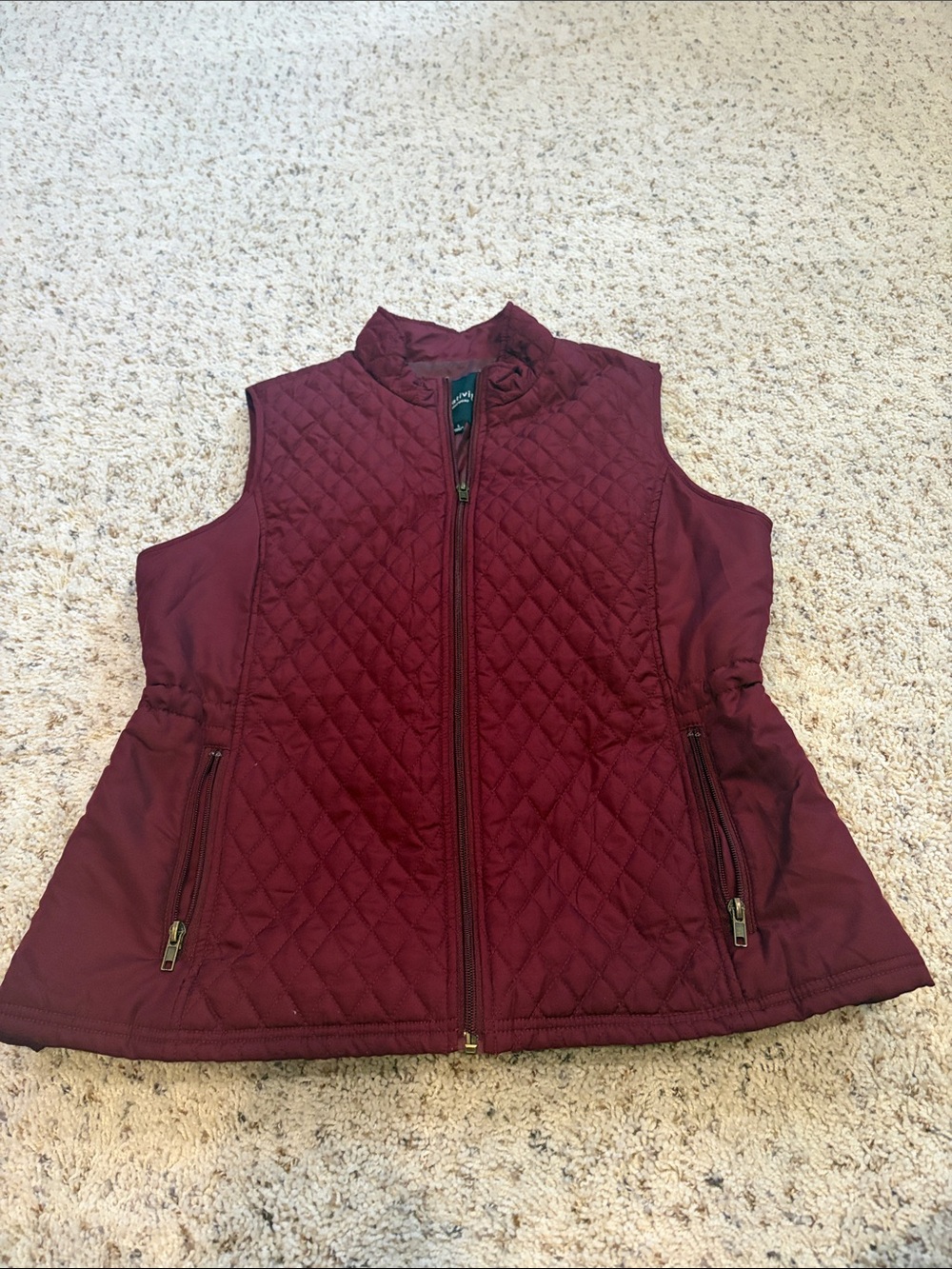Relativity Quilted Vest in Wine